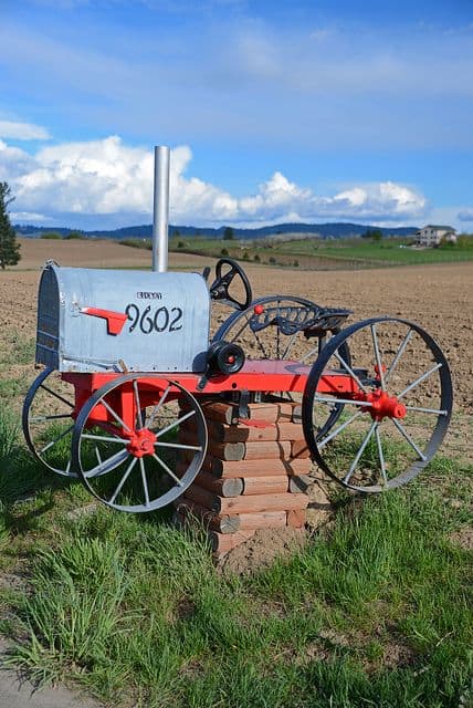Wild Mailboxes These Wild Mailboxes Will Make You Smile, Gawk, and Write Letters ASAP ...